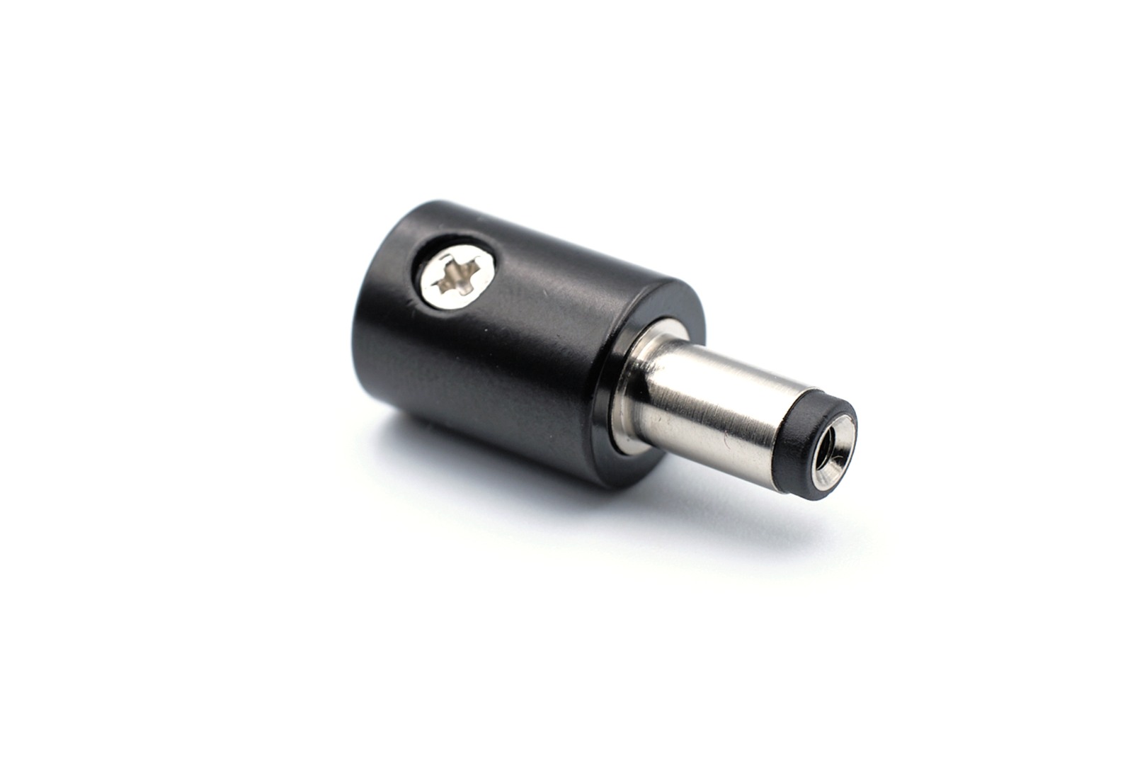 DC Angled or Straight Solderless Plugs